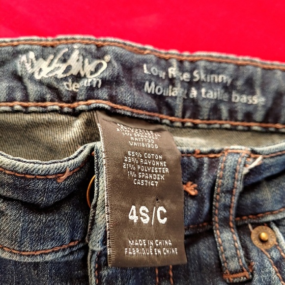 Mossimo Denim - Picture 3 of 5